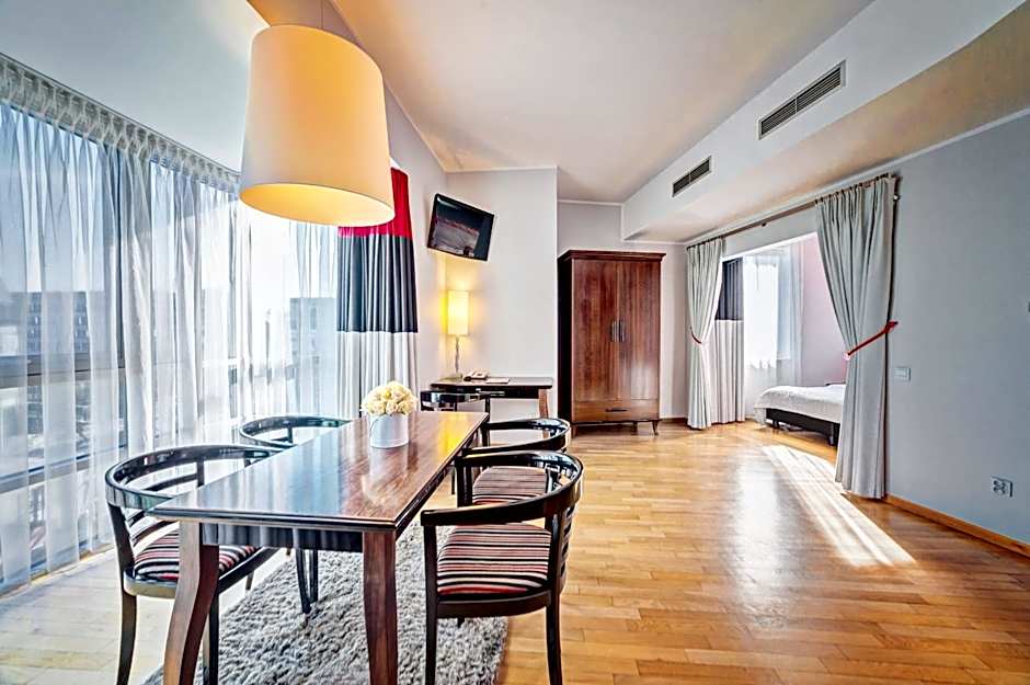 Don Prestige Residence