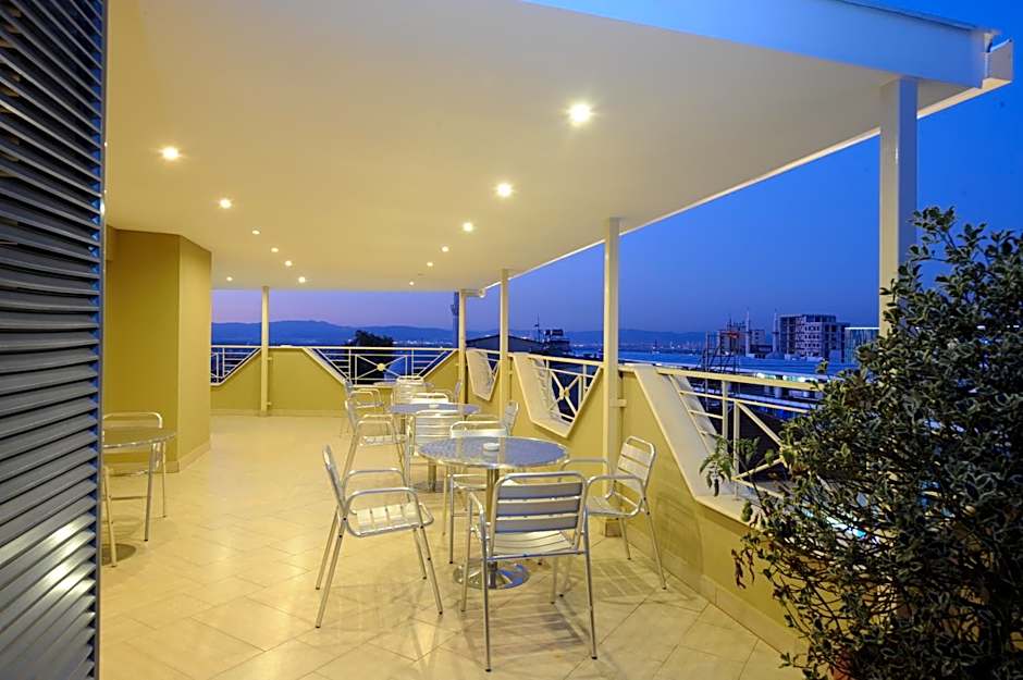 Kardes Hotel
