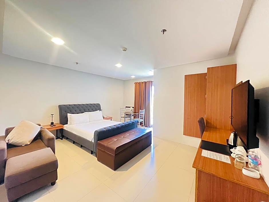Photo 1 of 1 of Executive Suite