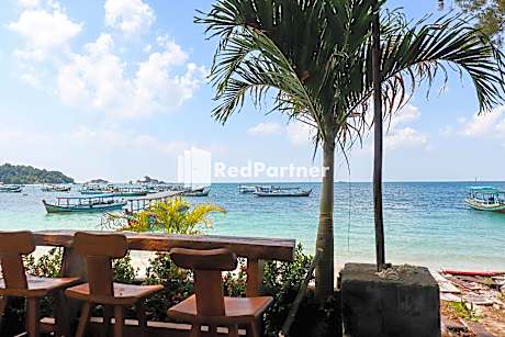 Sahabat Pantai Guest House Mitra RedDoorz