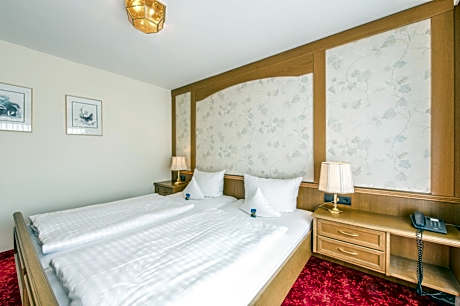 Superior Double Room with Balcony