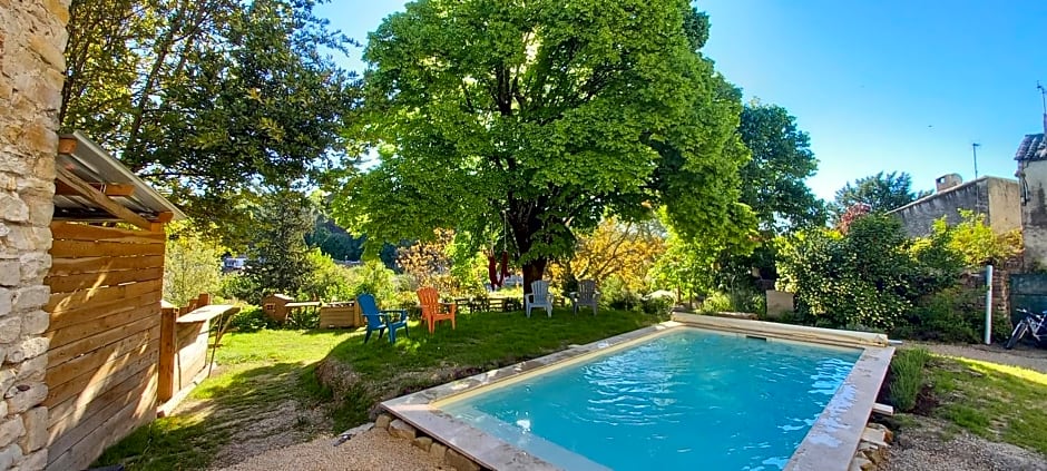 Chambre du Tilleul - charme, confort et piscine