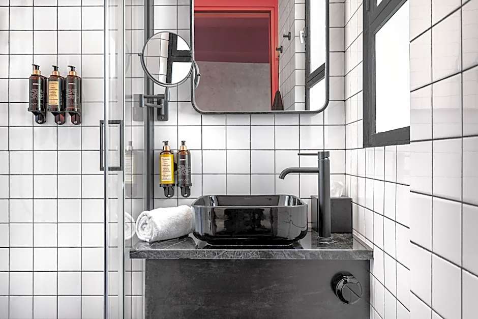 DAVE Red Athens - Son of a Brown