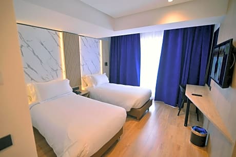 Twin Room for 2 Adults
