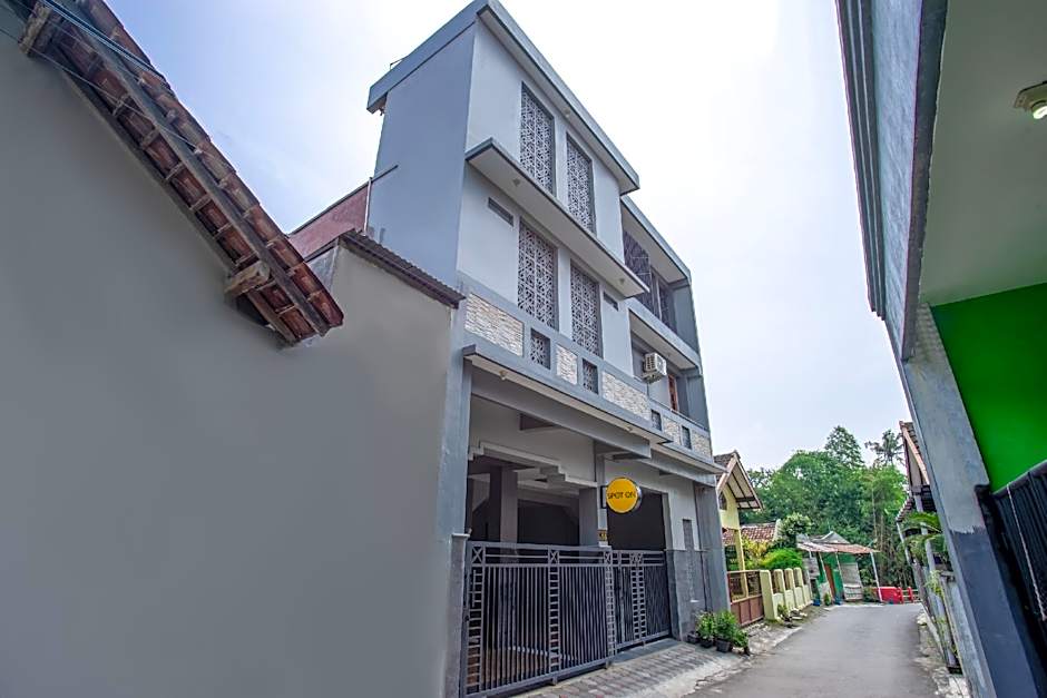 SPOT ON 2881 Nabila Homestay