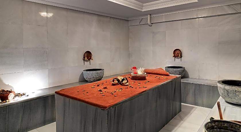 Business Life Boutique Hotel