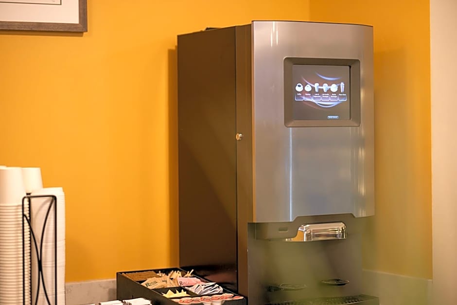 Inn At Moss Landing Point