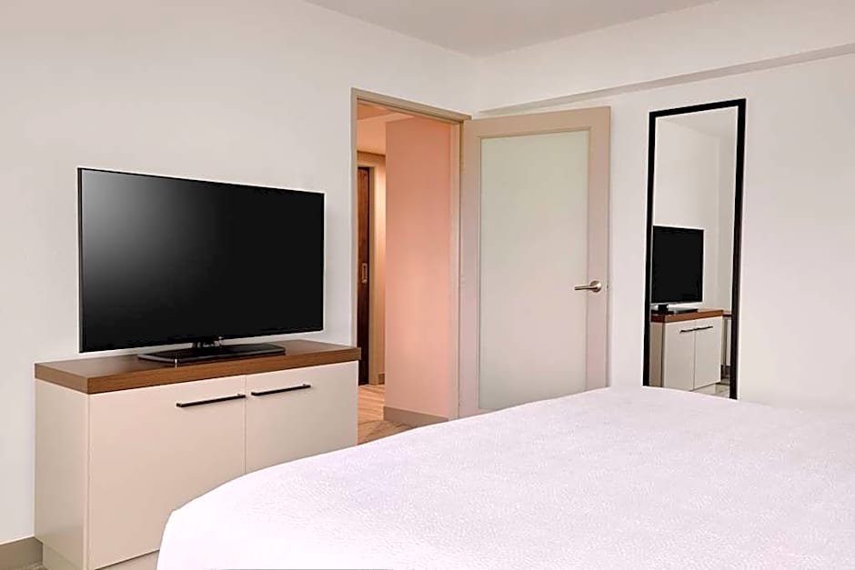 Hilton Garden Inn LAX Los Angeles Airport