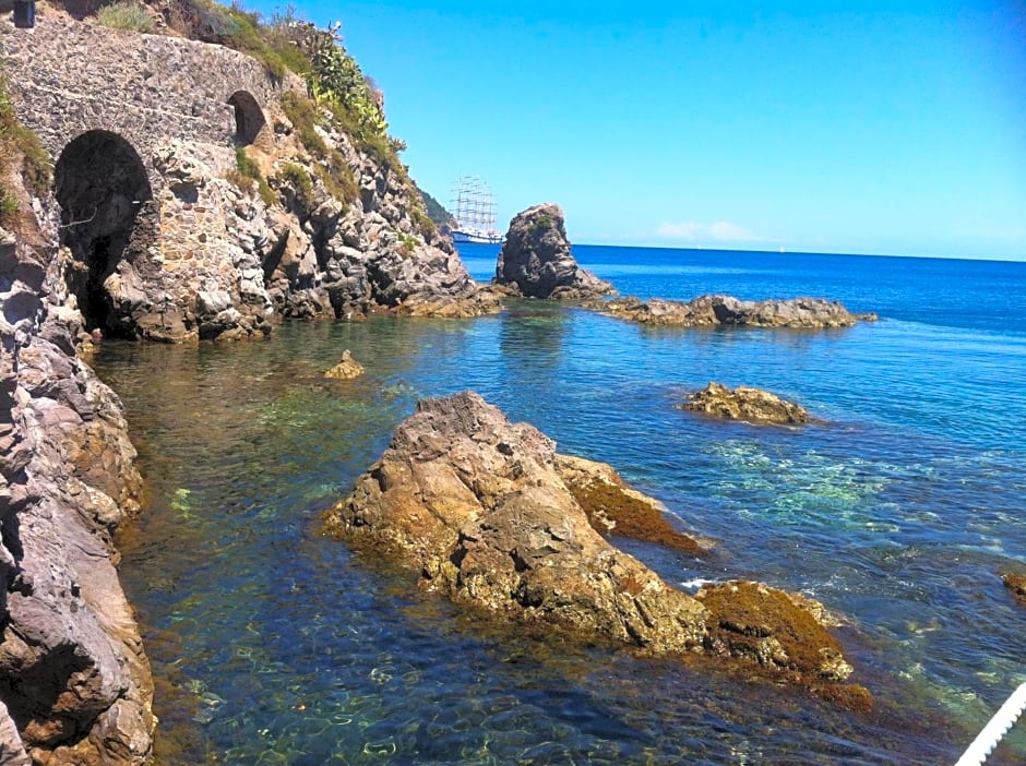 Hotel Rocce Azzurre