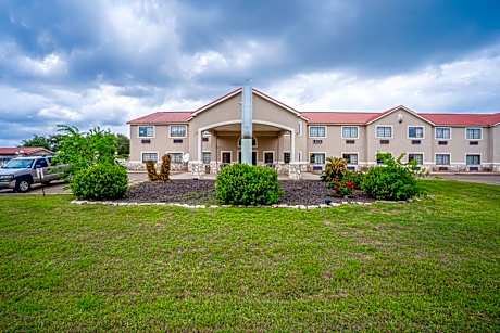 Texan Inn By OYO Beeville US-181