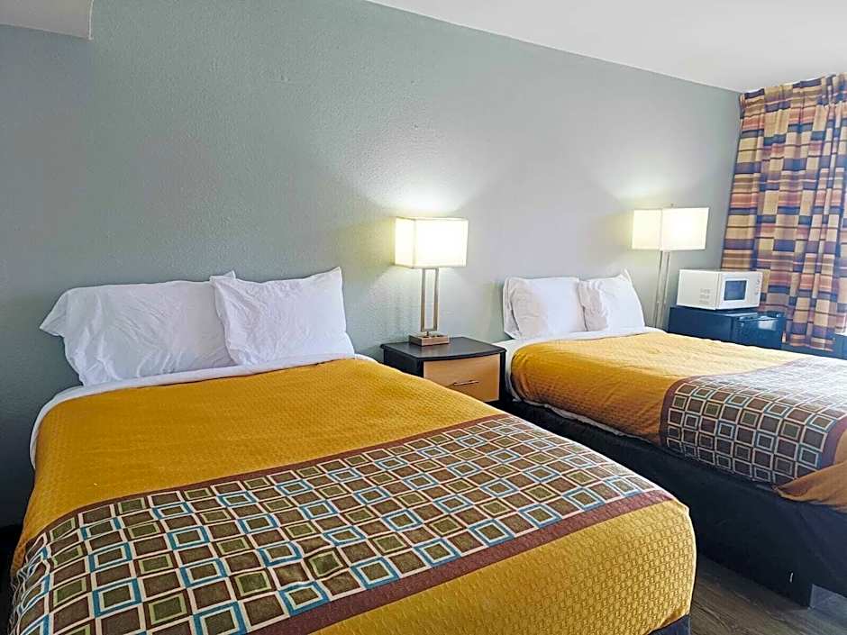 Capital O Travelers Inn Lawton Fort Sill