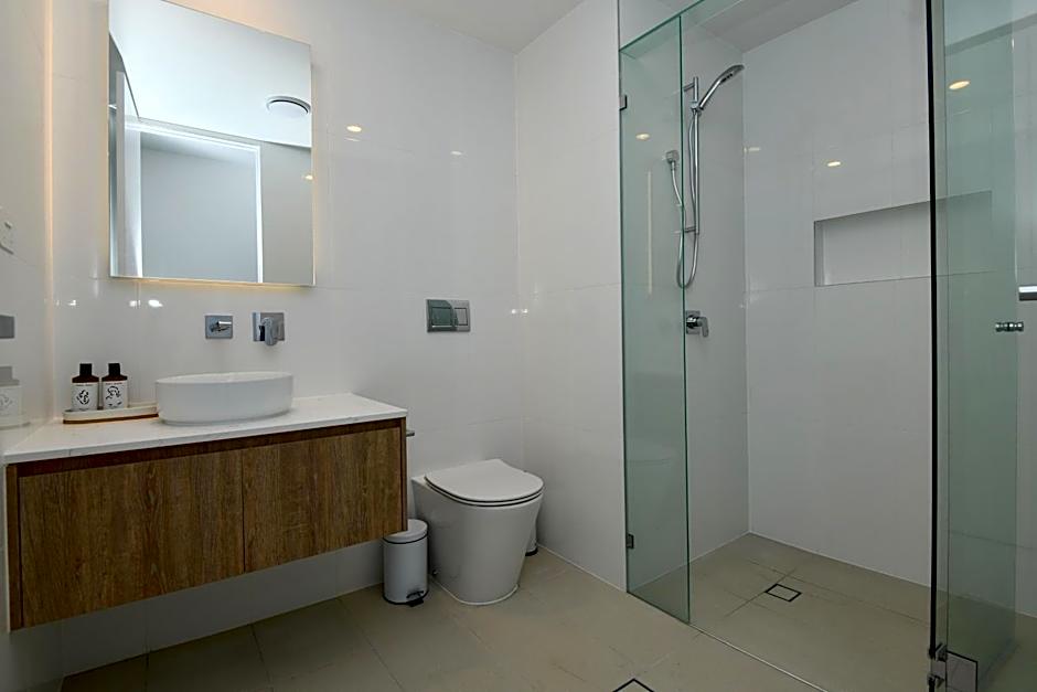 X Kirra Apartments