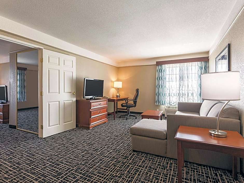 La Quinta Inn & Suites by Wyndham Deming
