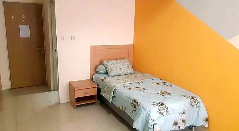 OYO Life 93383 Wisma Kencana Puteri