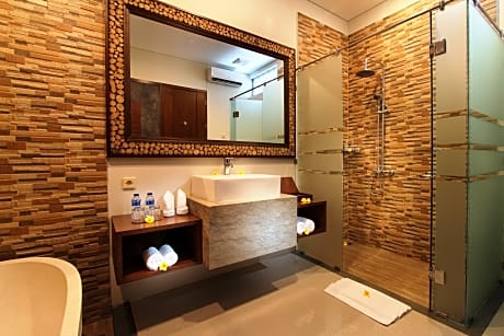 Superior One Bedroom Villa