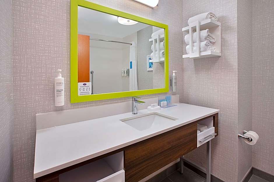 Hampton Inn By Hilton Detroit/Utica-Shelby Township