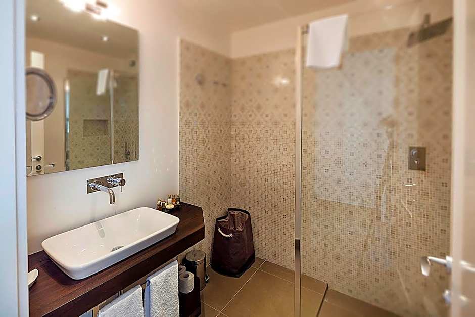 Tenuta Del Poggio Antico