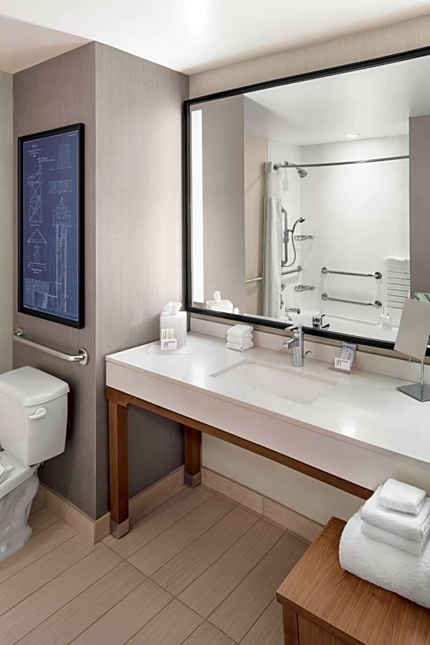 Courtyard by Marriott Portland Downtown/Waterfront