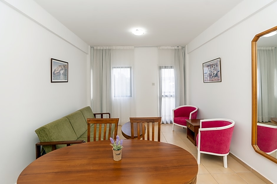 Flora Hotel Apartment