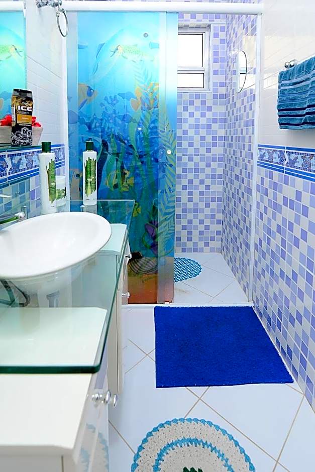 Apartamento no Morro do Maluf, frente ao mar