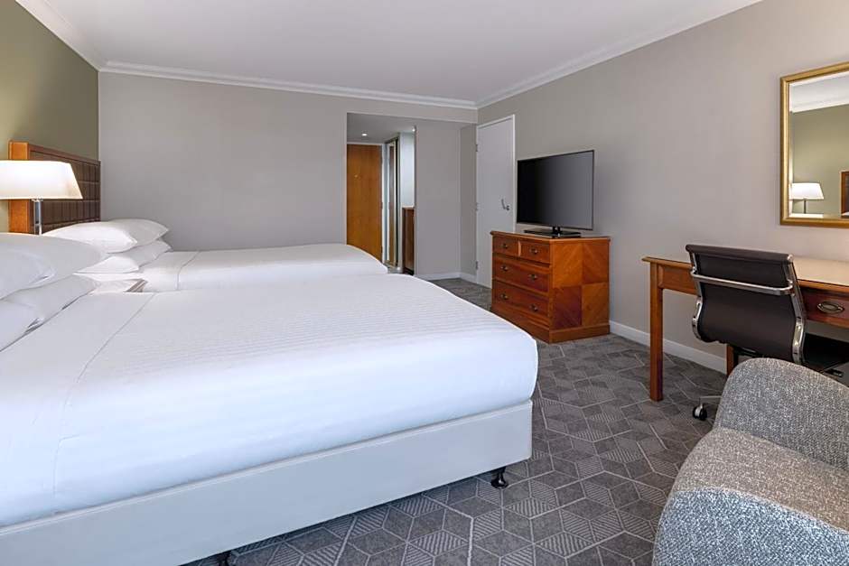 Delta Hotels by Marriott Heathrow Windsor