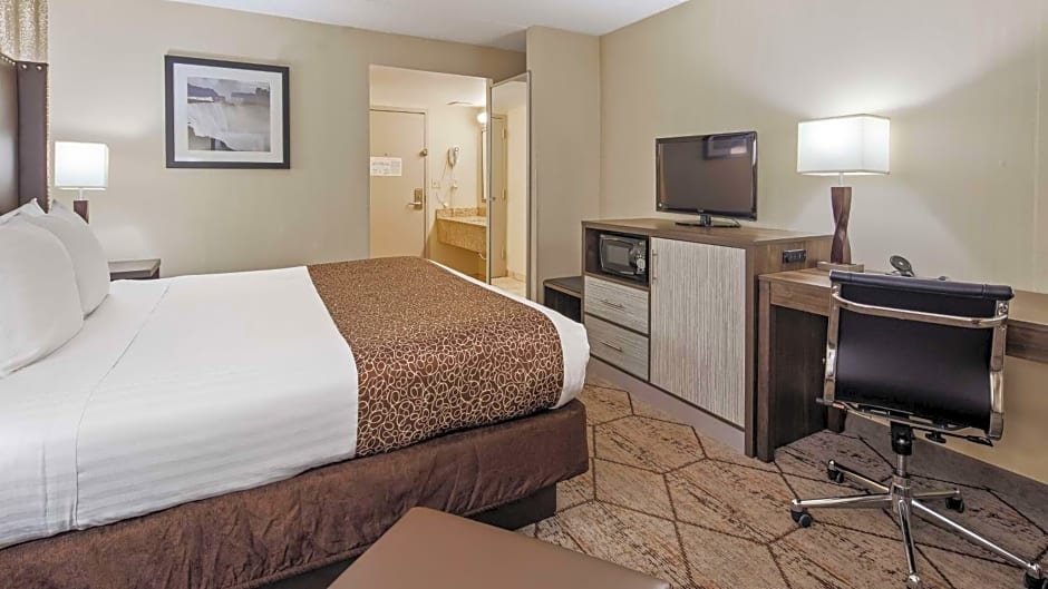 Best Western The Inn at Buffalo Airport – Cheektowaga, NY