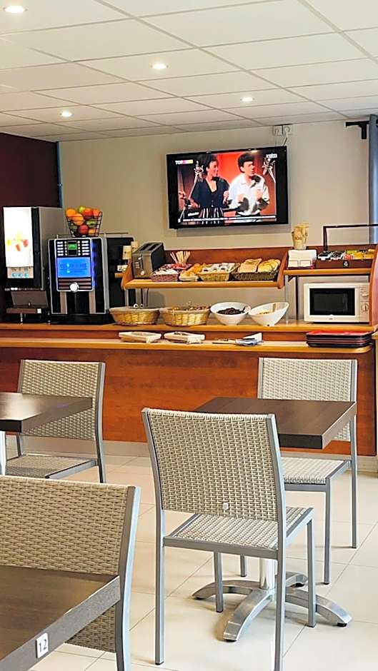 initial by balladins Saint-Quentin / Gauchy