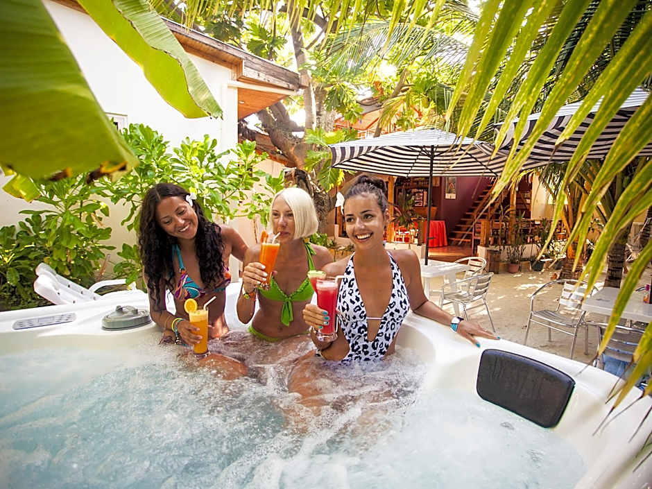 Stingray Beach Inn at Maafushi