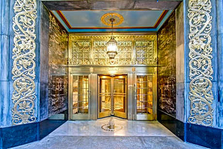 Hampton Inn By Hilton And Suites Downtown Cincinnati