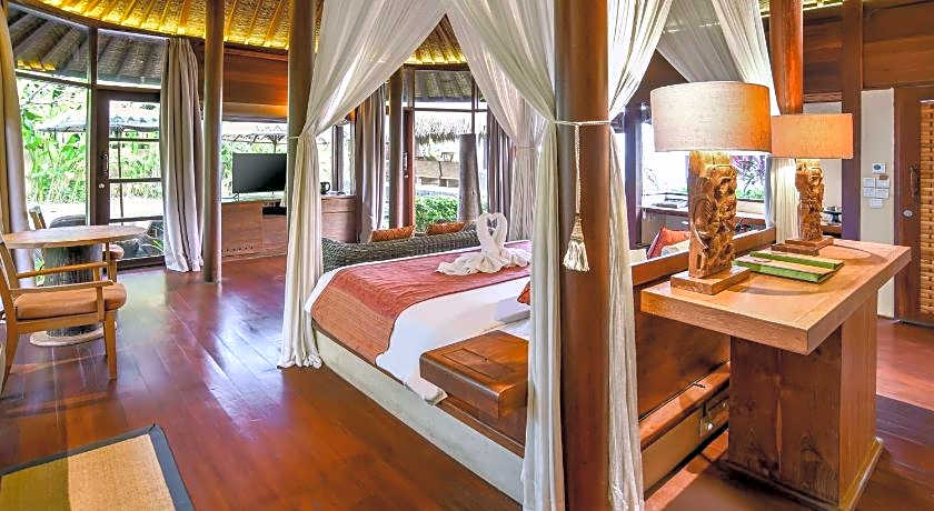 WakaGangga Hotel