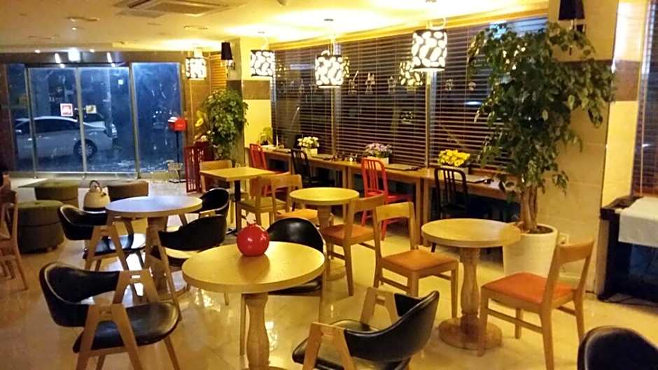 Jeju R Guesthouse