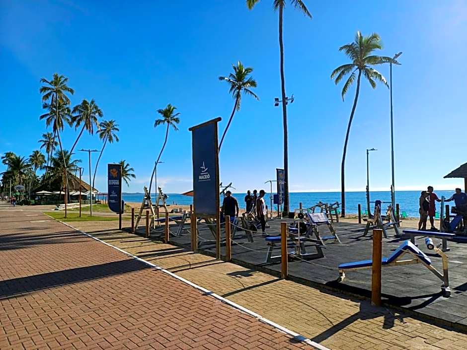 AP da dona Lalyta - com vista do mar - em Maceio-AL