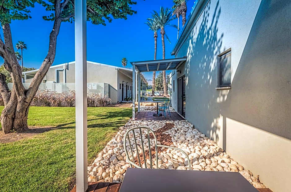 Degania Bet Kibbutz Country Lodging