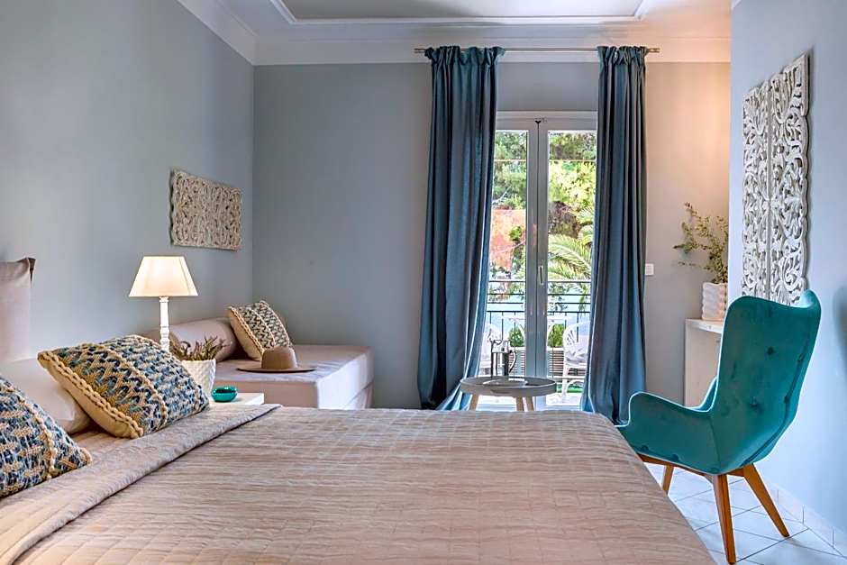 Photo 1 of 7 of Junior Suite, Sea View