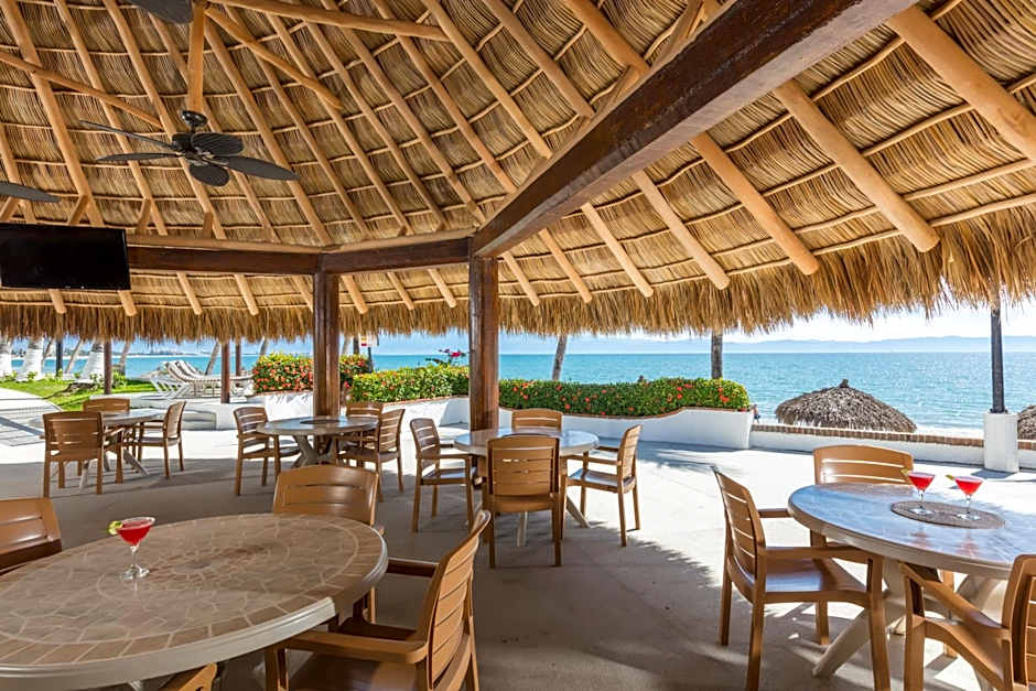 Vista Vallarta All Suites On The Beach