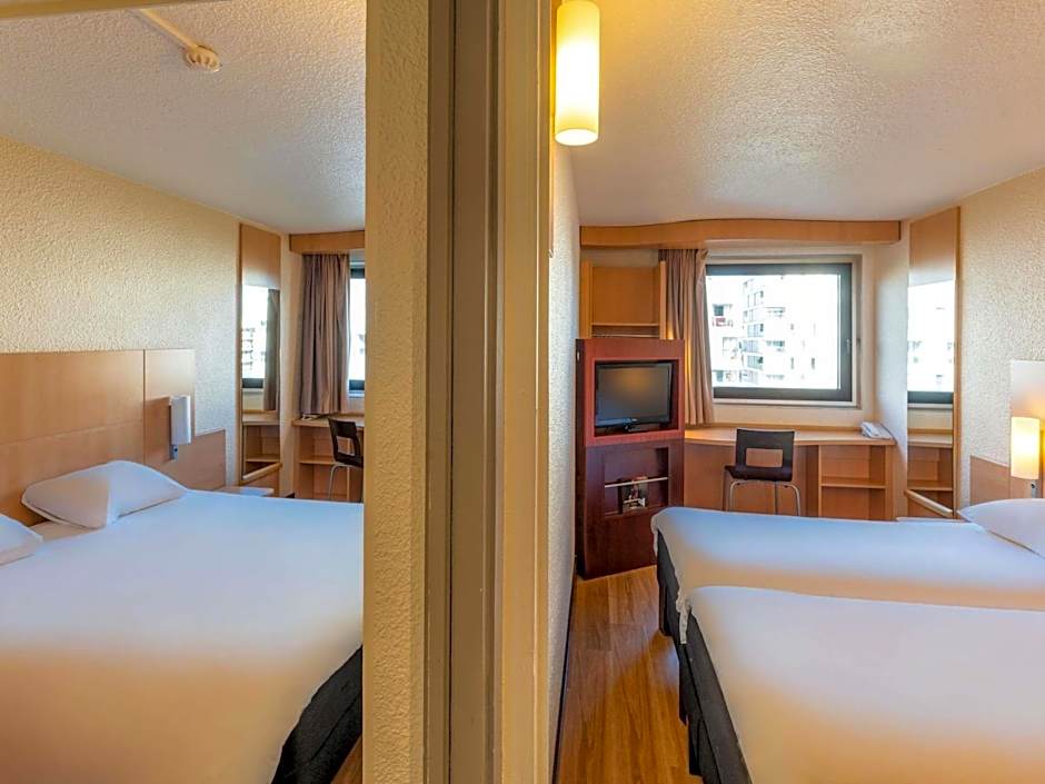 ibis Paris 17 Clichy-Batignolles Hotel
