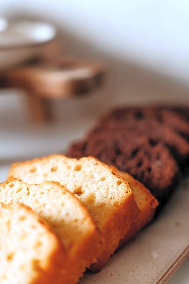 The City Hotel & Suites