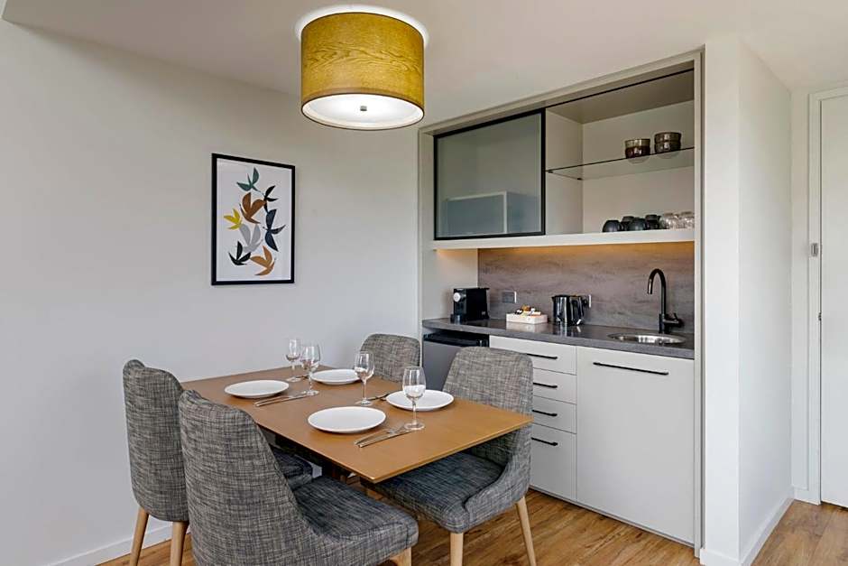voco Queenstown By IHG