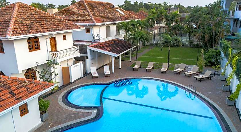 Paradise Holiday Village