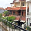 OYO 90990 Surya Residence