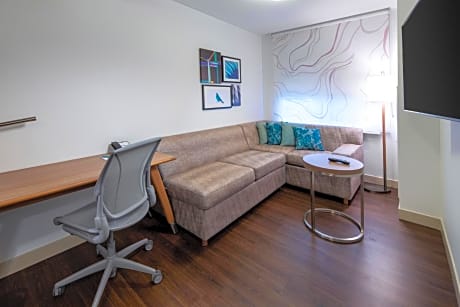 Suite Accessible Executive Room