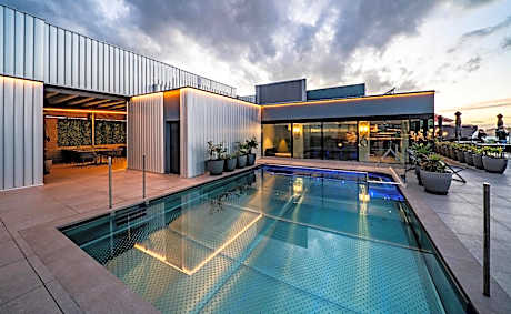 Silken Saaj Maar - Adults Only