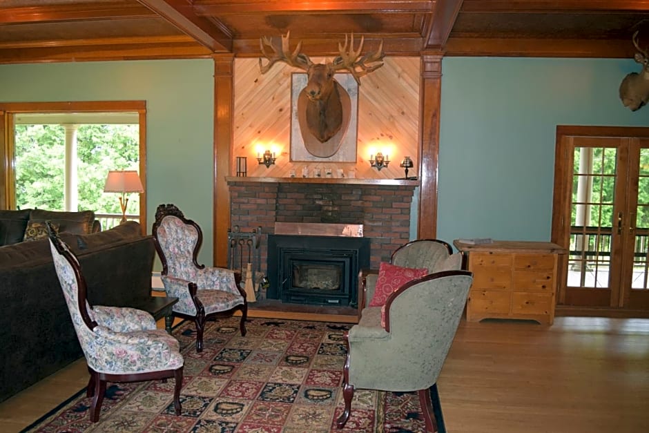 The Long View Lodge