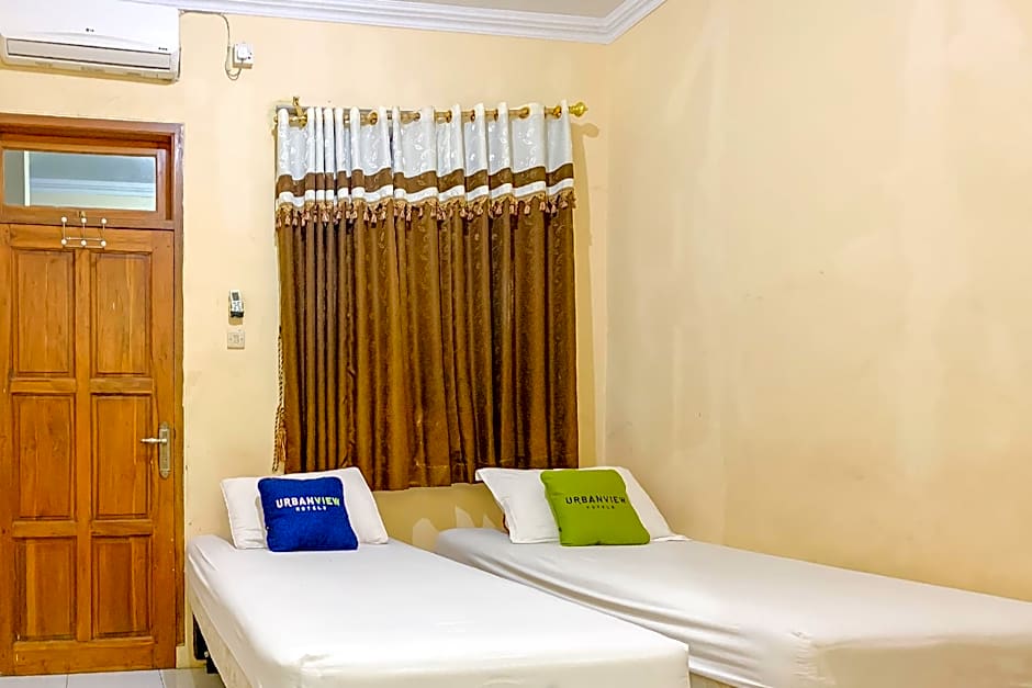 Urbanview Hotel Hikmah Syariah Majalengka