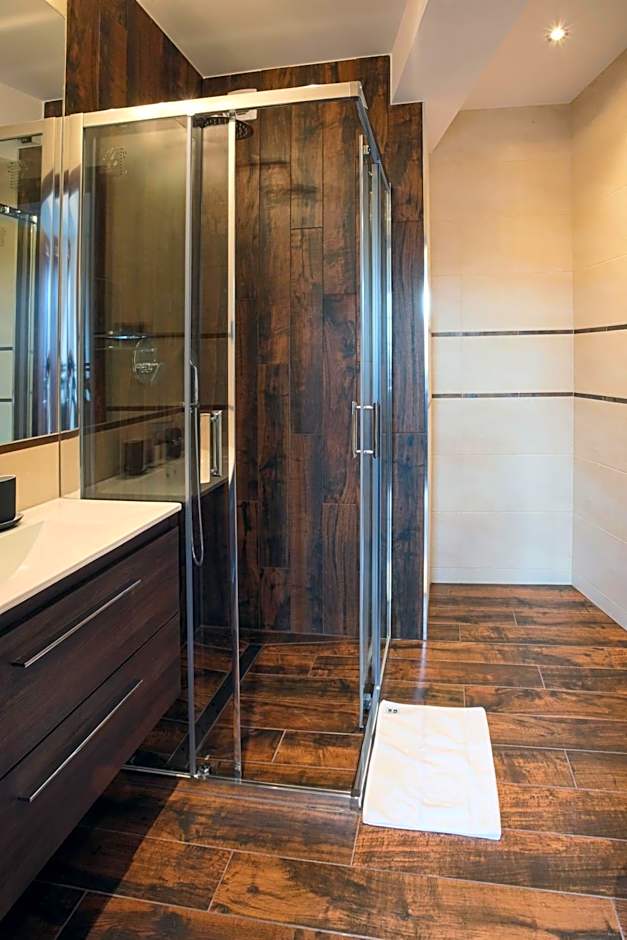 ZEPPELIN APARTMENTS Simple Acomodation