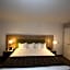 GreenTree Inn Phoenix Sky Harbor