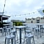 Apollo Inn