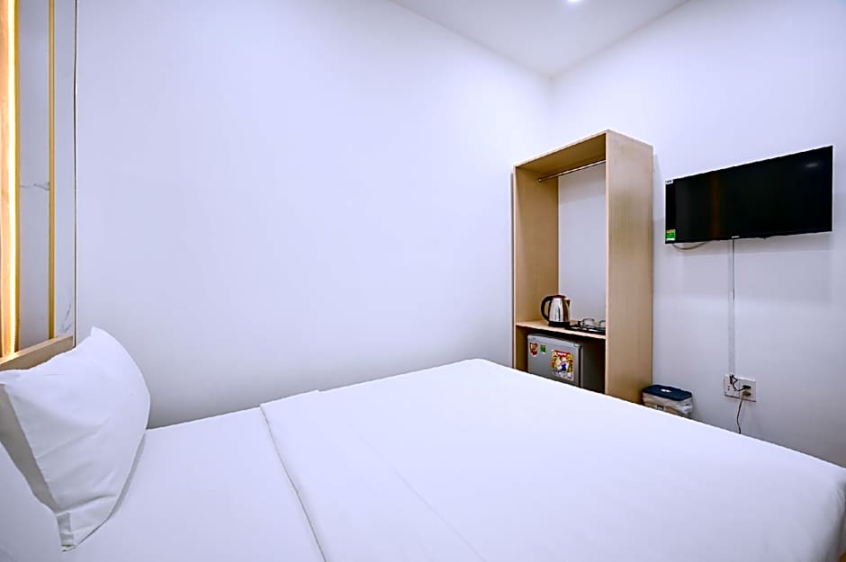 Sunrise Airport Hotel