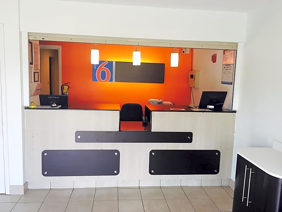Motel 6-Dalton, GA