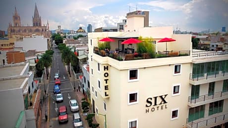 Six Hotel Guadalajara Expiatorio